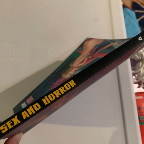Book "Sex and Horror Volume Four" - Picture 11 of 12